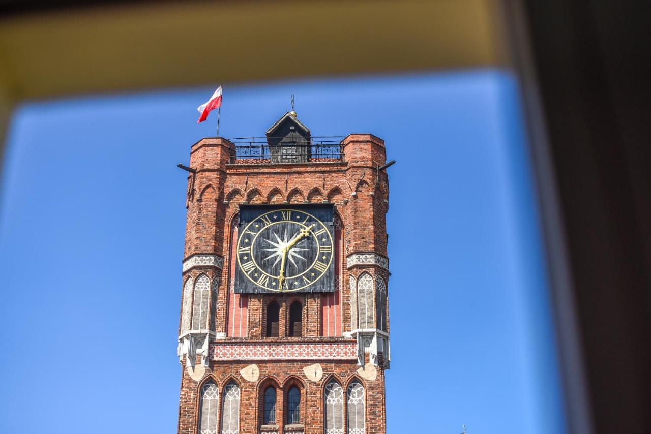 Apartament Z Widokiem Na Pomnik Kopernika - Rynek Staromiejski Stary Toruń Esterno foto