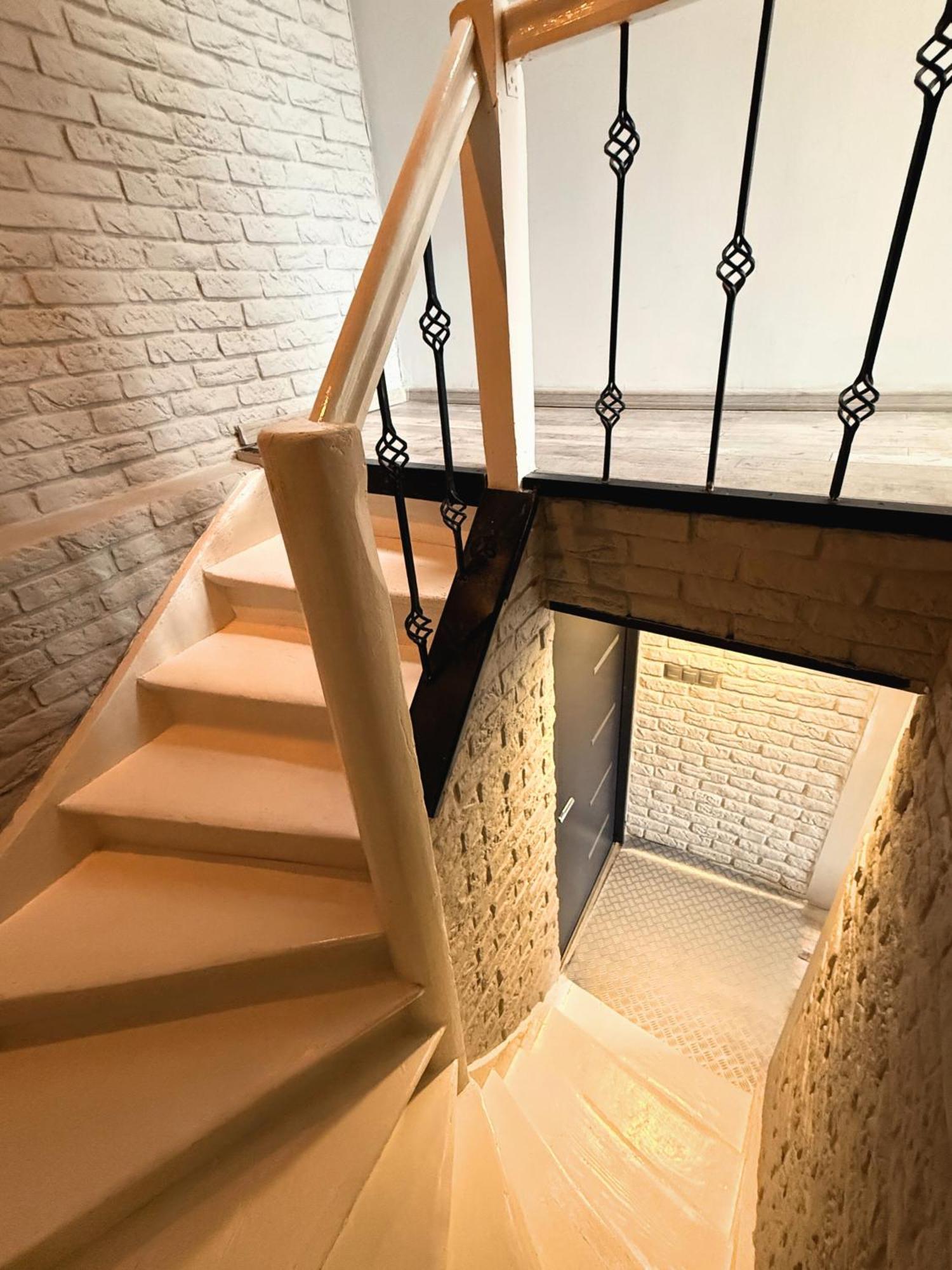 Apartament Z Widokiem Na Pomnik Kopernika - Rynek Staromiejski Stary Toruń Esterno foto