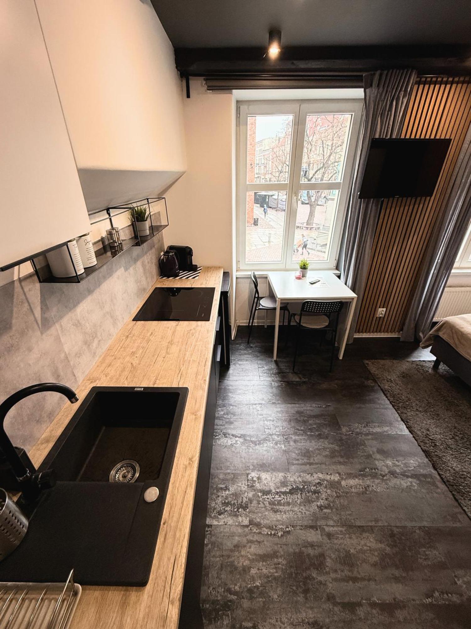 Apartament Z Widokiem Na Pomnik Kopernika - Rynek Staromiejski Stary Toruń Esterno foto