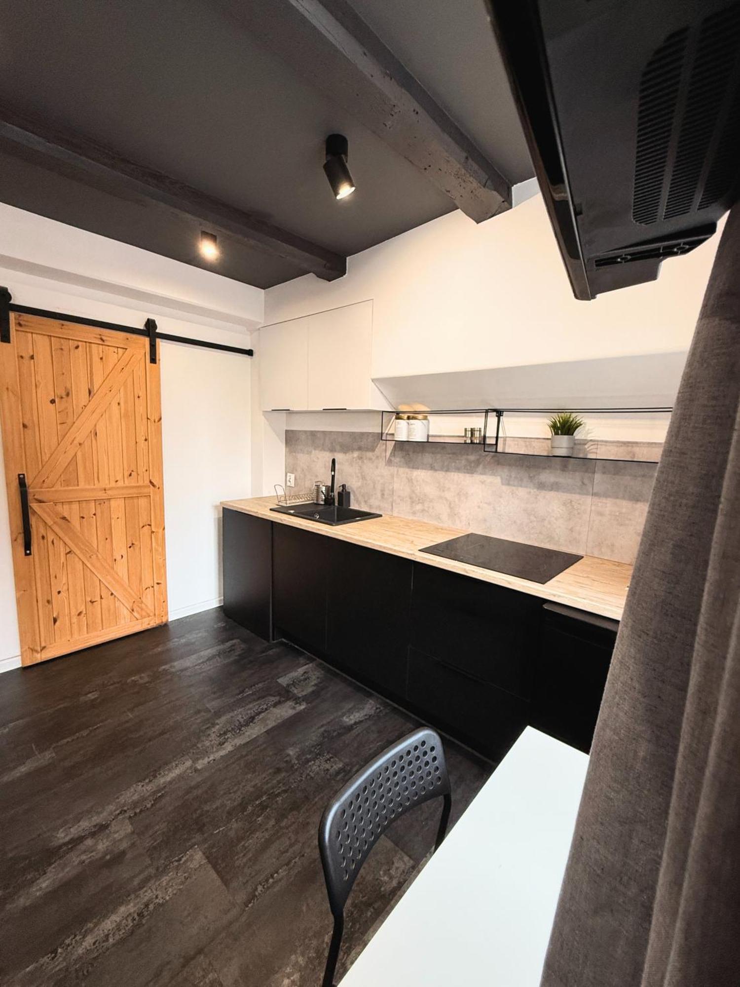 Apartament Z Widokiem Na Pomnik Kopernika - Rynek Staromiejski Stary Toruń Esterno foto