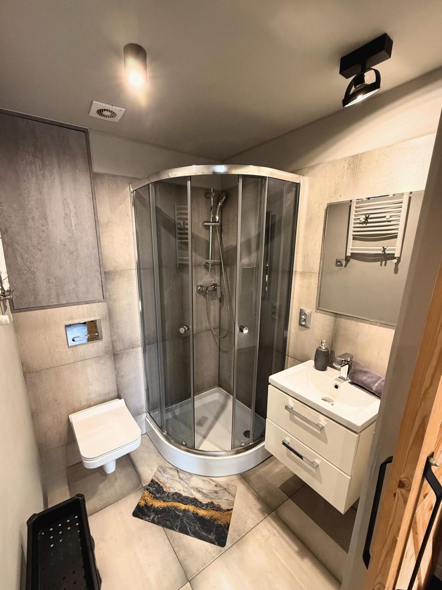 Apartament Z Widokiem Na Pomnik Kopernika - Rynek Staromiejski Stary Toruń Esterno foto