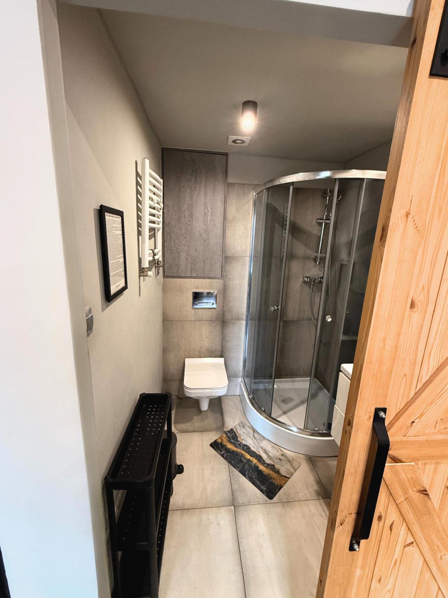 Apartament Z Widokiem Na Pomnik Kopernika - Rynek Staromiejski Stary Toruń Esterno foto